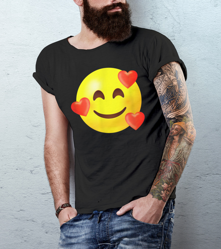 Happy Smile Emoticon With Red Heart Love Emojis T-Shirt
