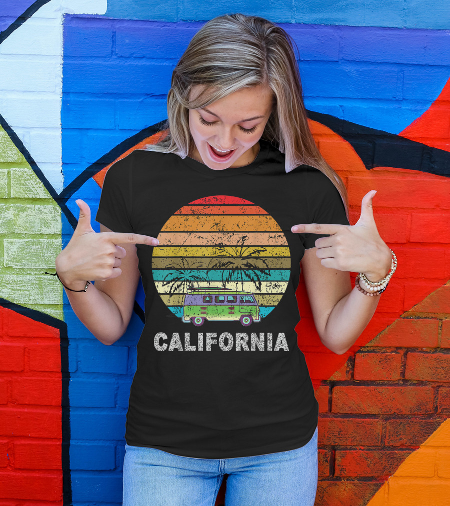 Vintage California Hippie Van Beach Surfer Palm Trees Sunset T-Shirt