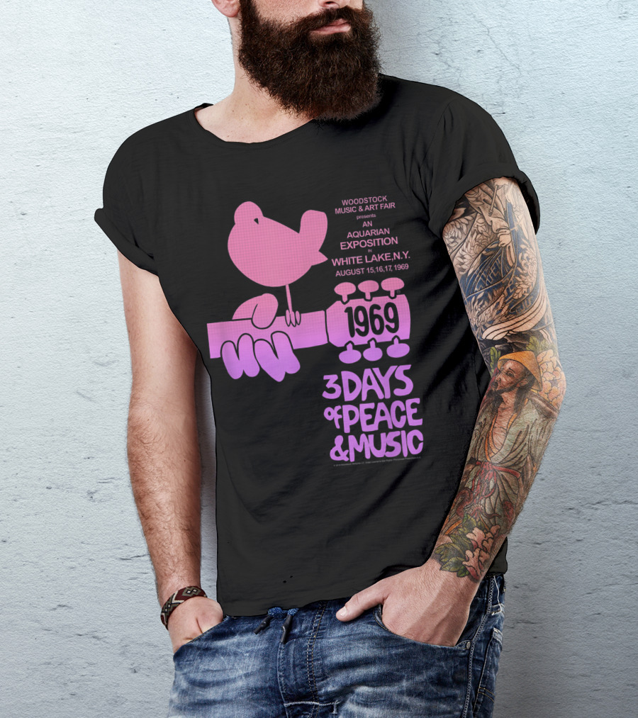 Woodstock Music And Art Fair Aquarian Exposition 3 Days Of Peace And Music 1969 White Lake N.Y T-Shirt