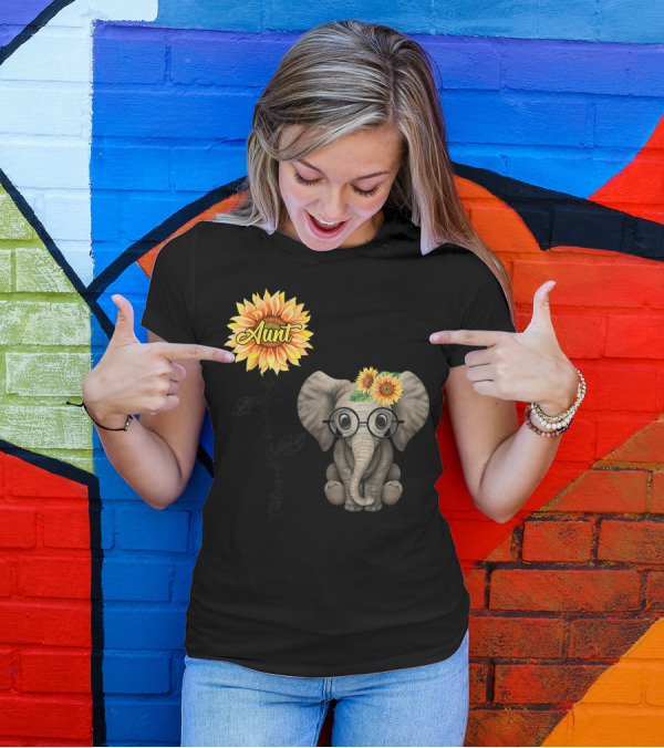 Blessed To Be Called Aunt Sunflower Elephant Aunt T-Shirt