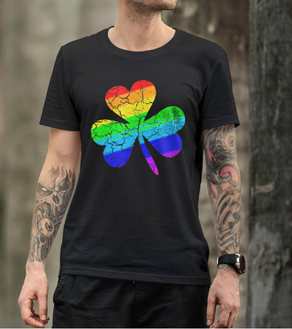 Distressed Rainbow Clover Shamrock St Patricks Day Gay Pride T-Shirt
