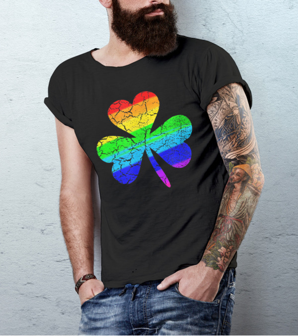 Distressed Rainbow Clover Shamrock St Patricks Day Gay Pride T-Shirt