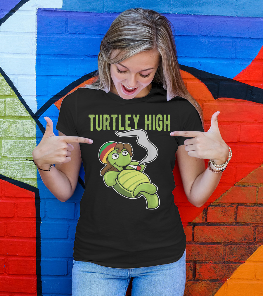 Turtley High Weed Smoking Turtle Marihuana Stoner THC CBD T-Shirt