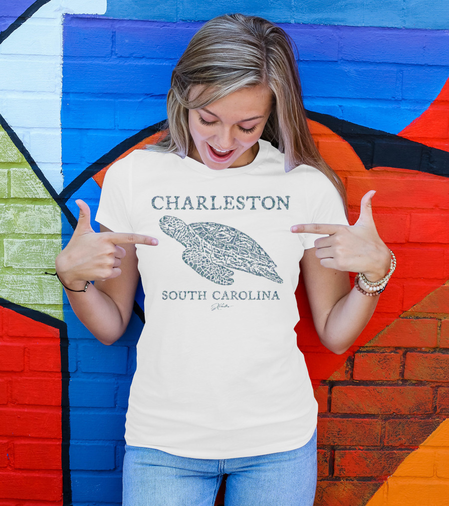 Charleston South Carolina Gliding Sea Turtle Jcombs T-Shirt