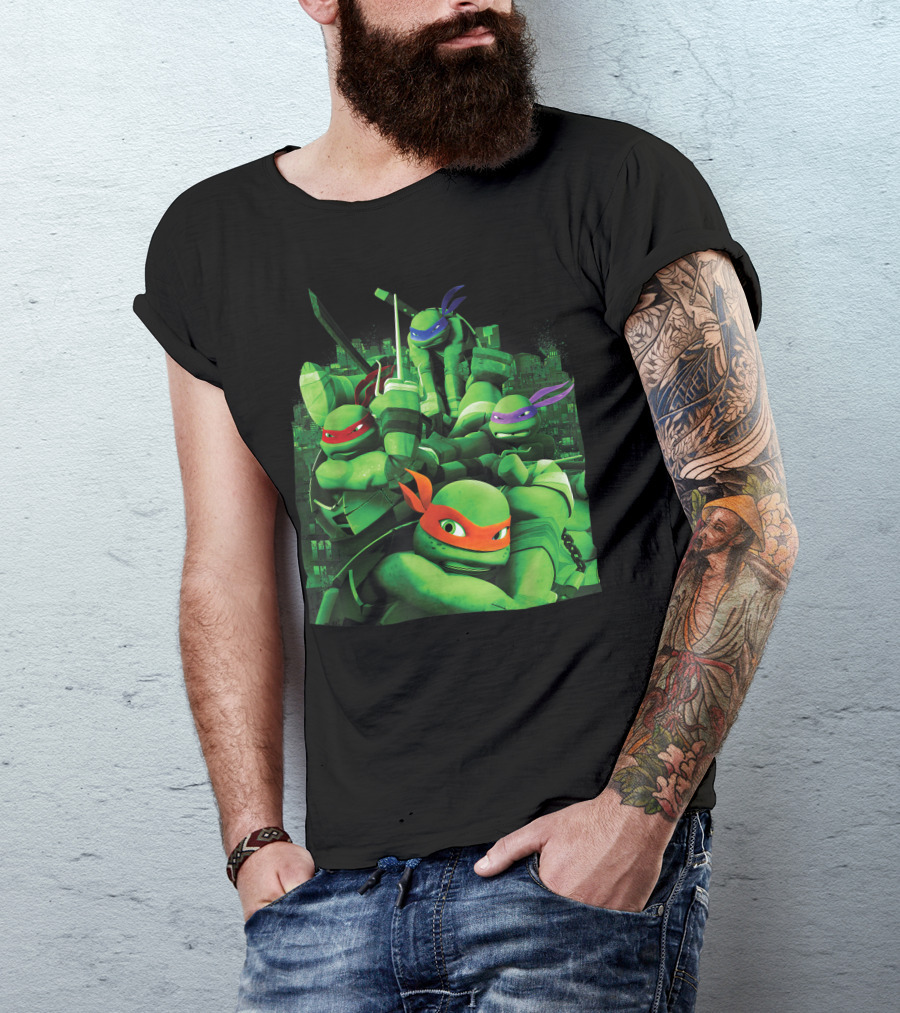 TMNT Teenage Mutant Ninja Turtles Group Attack City Green Heroes T-Shirt