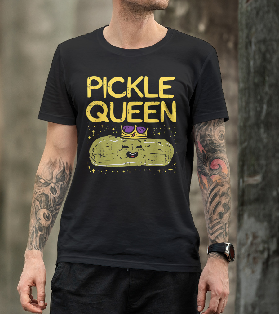 Pickle Queen Women's Crowned Pickle T-Shirt