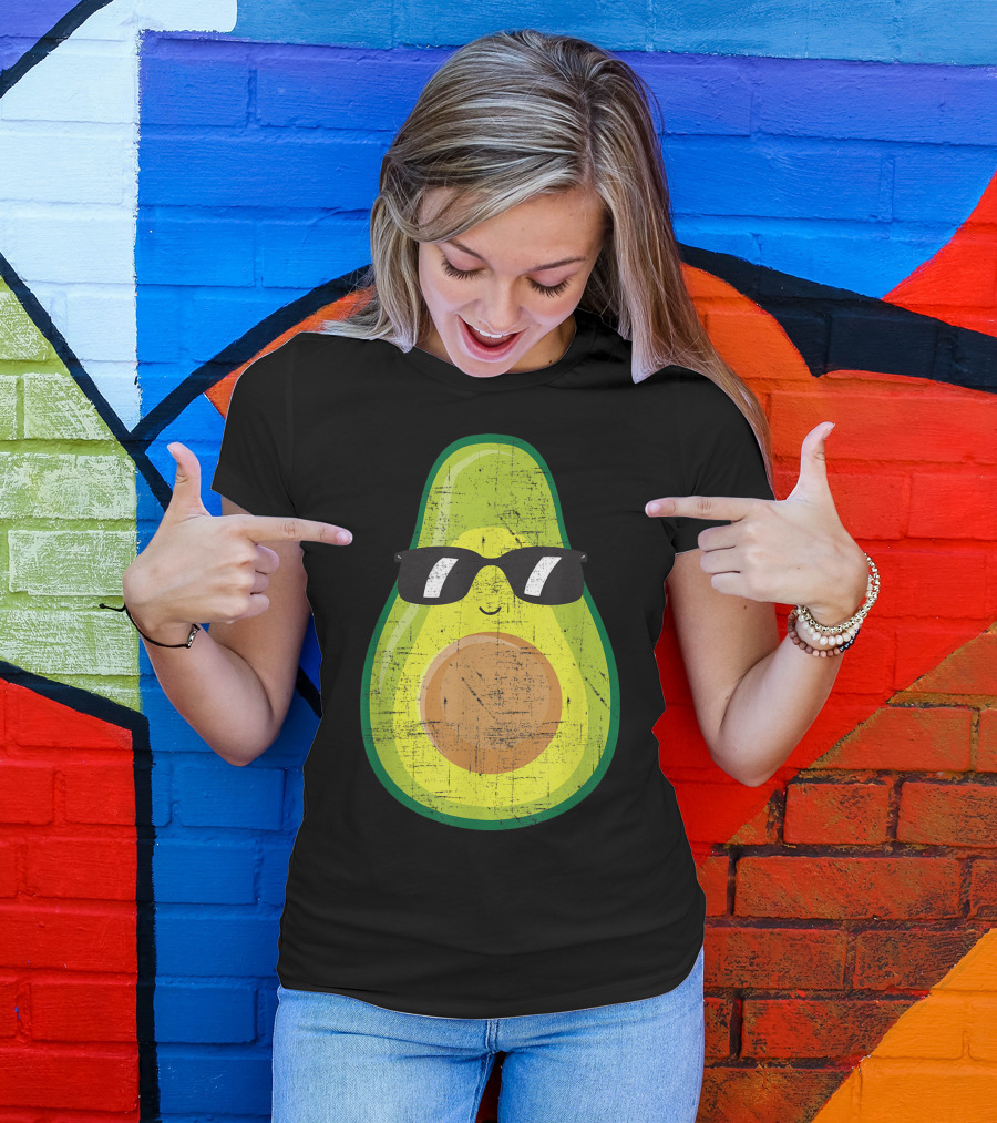 Avocado With Sunglasses Vegan Vegetarian Trendy Cool T-Shirt