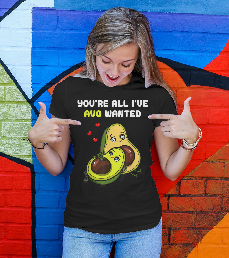 You're All I've Avo Wanted Cute Vegan Couple Avocado Hug With Hearts T-Shirt