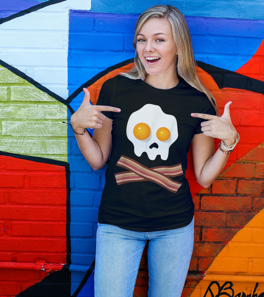 Bacon And Eggs Skull And Crossbones For Bacon Lovers T-Shirt