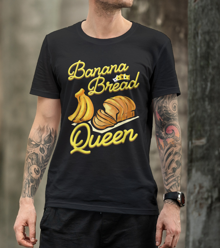 Banana Bread Queen Vegan Baker With Crown And Sliced Loaf T-Shirt