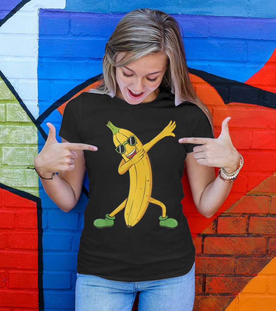 Dabbing Banana Vegan Fruit Lover With Sunglasses And Green Shoes T-Shirt