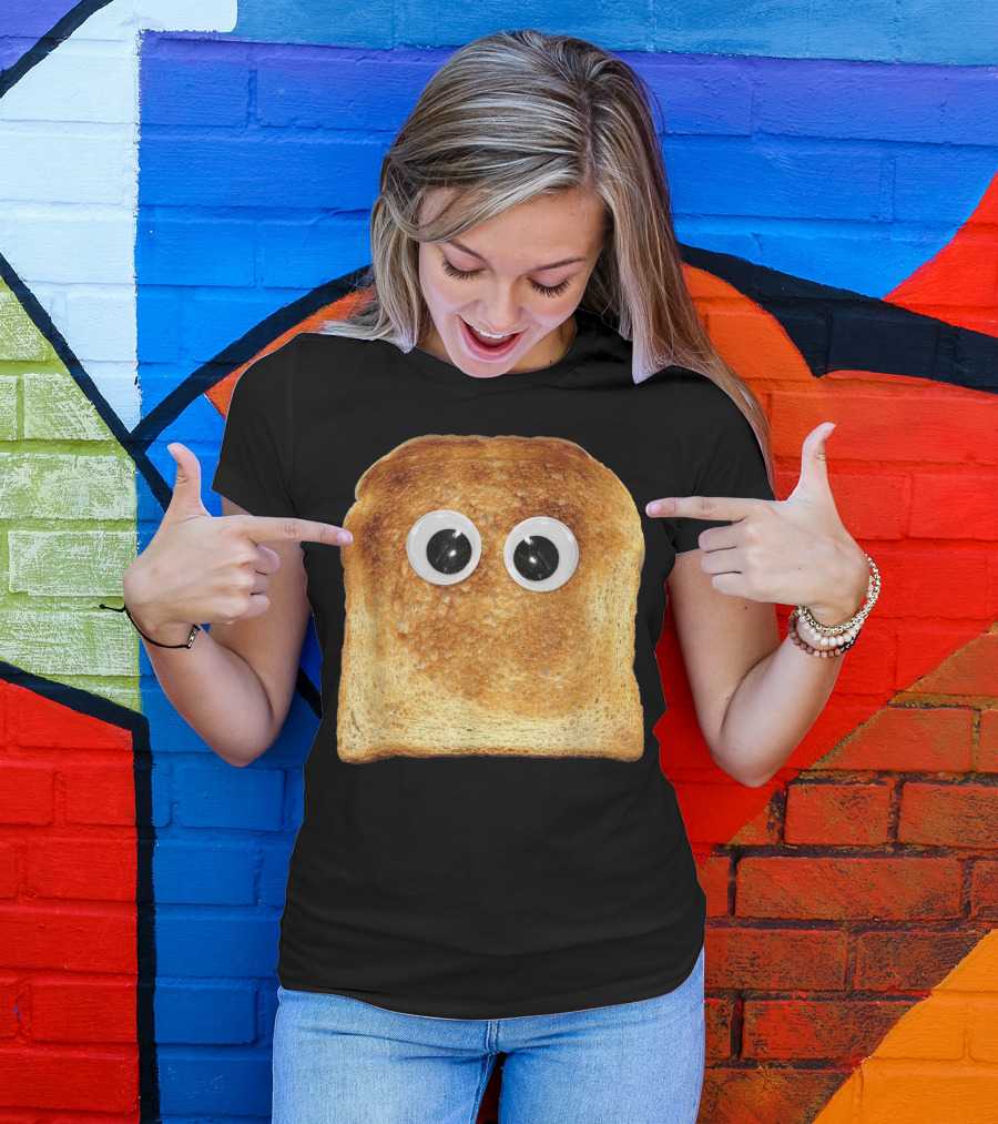 Googly Eye Toast Bread Silly Vegetarian Costume Eater T-Shirt