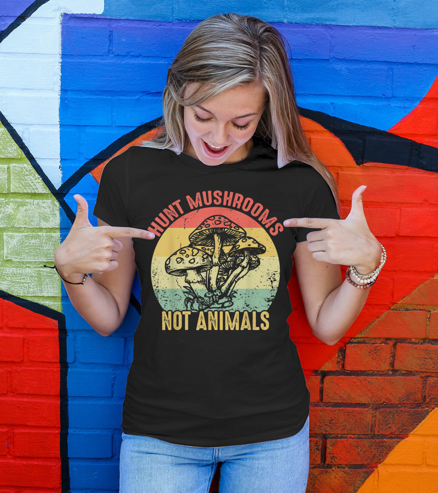 Hunt Mushrooms Not Animals Vintage Style Vegetarian Fungi T-Shirt