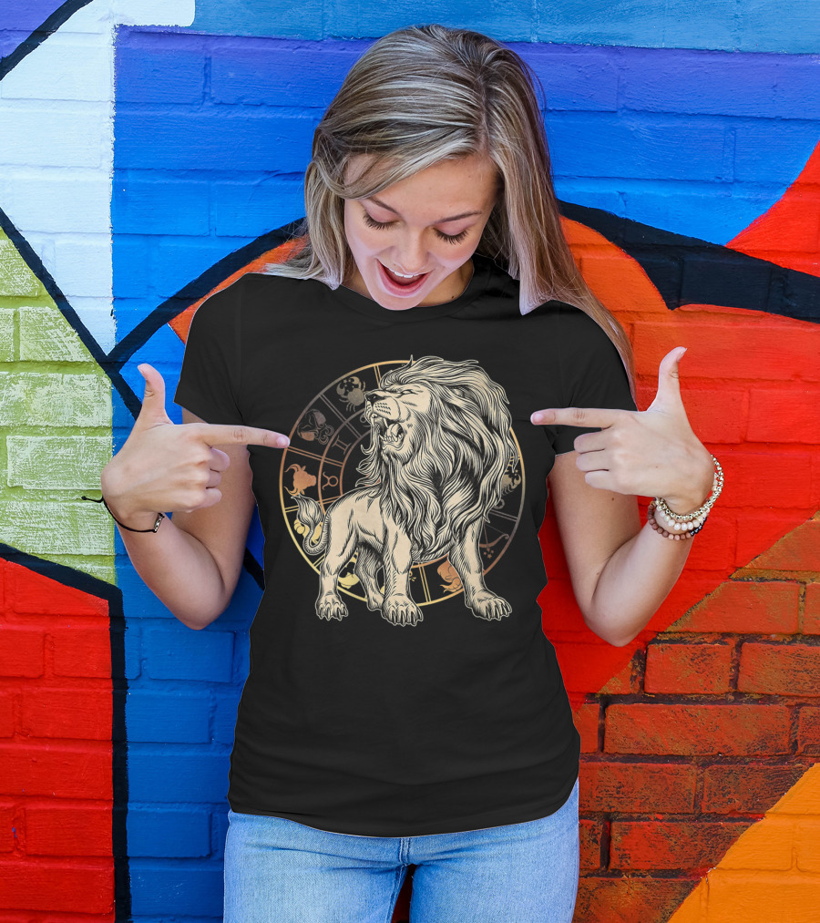 Leo Zodiac Lion Born In July August Astrology Circle T-Shirt