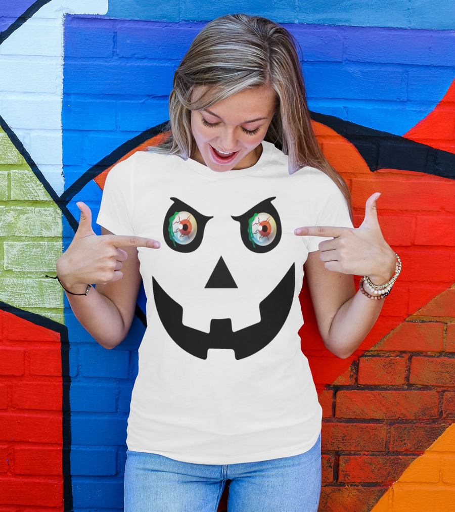 Halloween Scary Pumpkin With Spooky Eyes T-Shirt