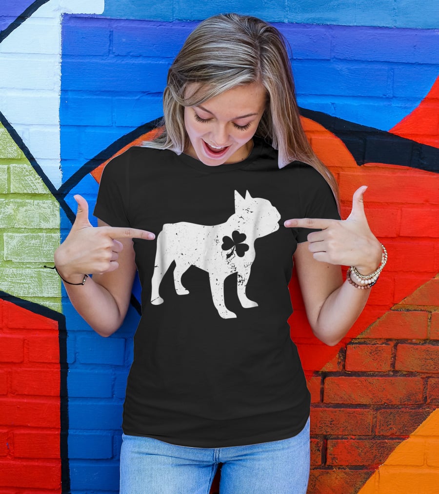 French Bulldog With Shamrock For St Patrick's Day T-Shirt