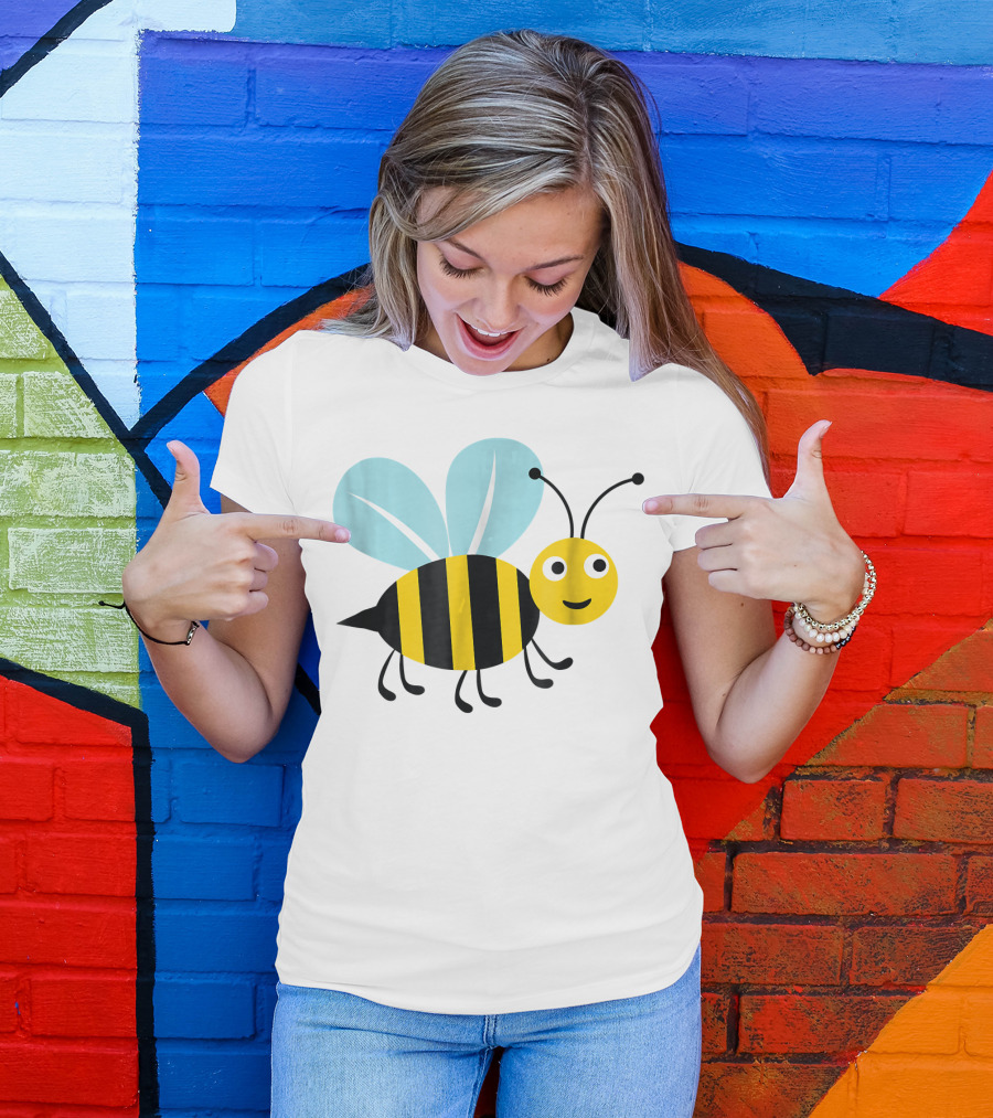 Happy Honey Bee Cute Cartoon T-Shirt