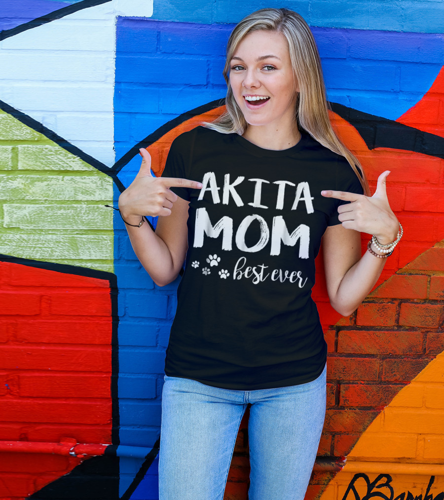 Akita Mom Best Ever T-Shirt
