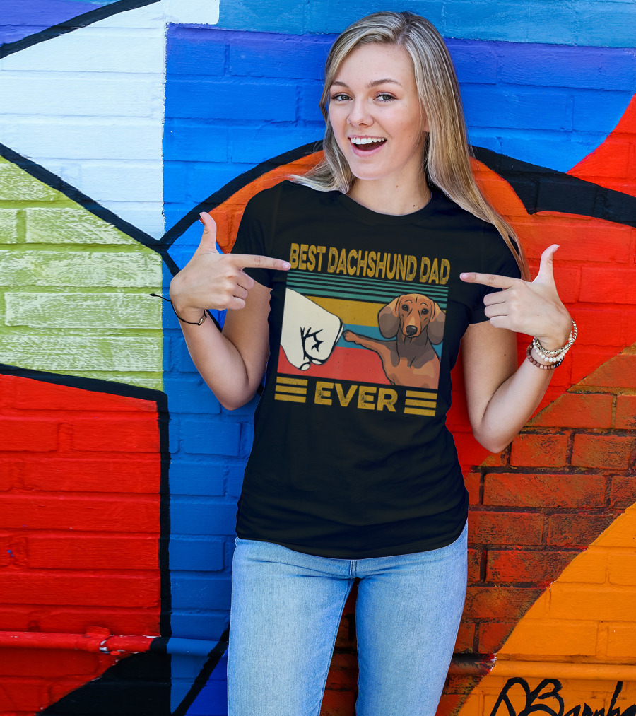 Best Dachshund Dad Ever Fist Bump Retro Stripes T-Shirt