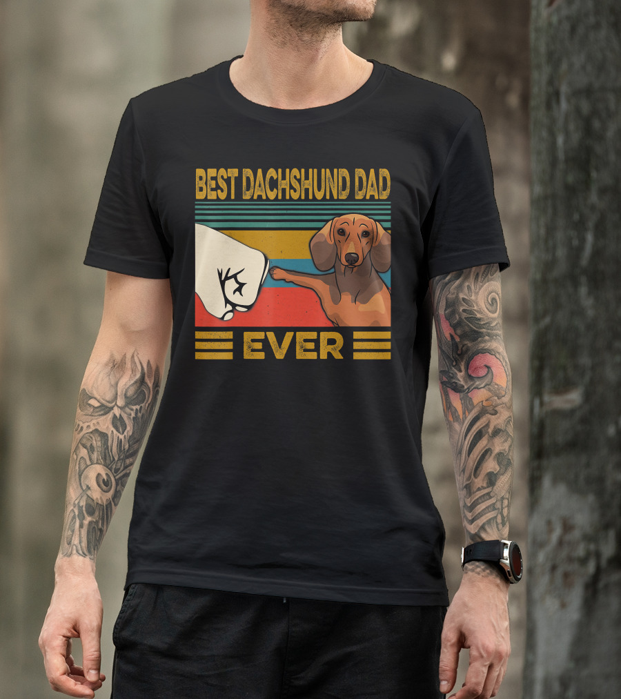 Best Dachshund Dad Ever Fist Bump Retro Stripes T-Shirt