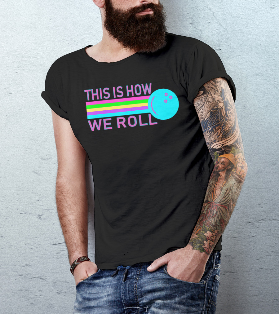 This Is How We Roll Vintage Classic Bowling Retro Bowling Ball Stripes T-Shirt