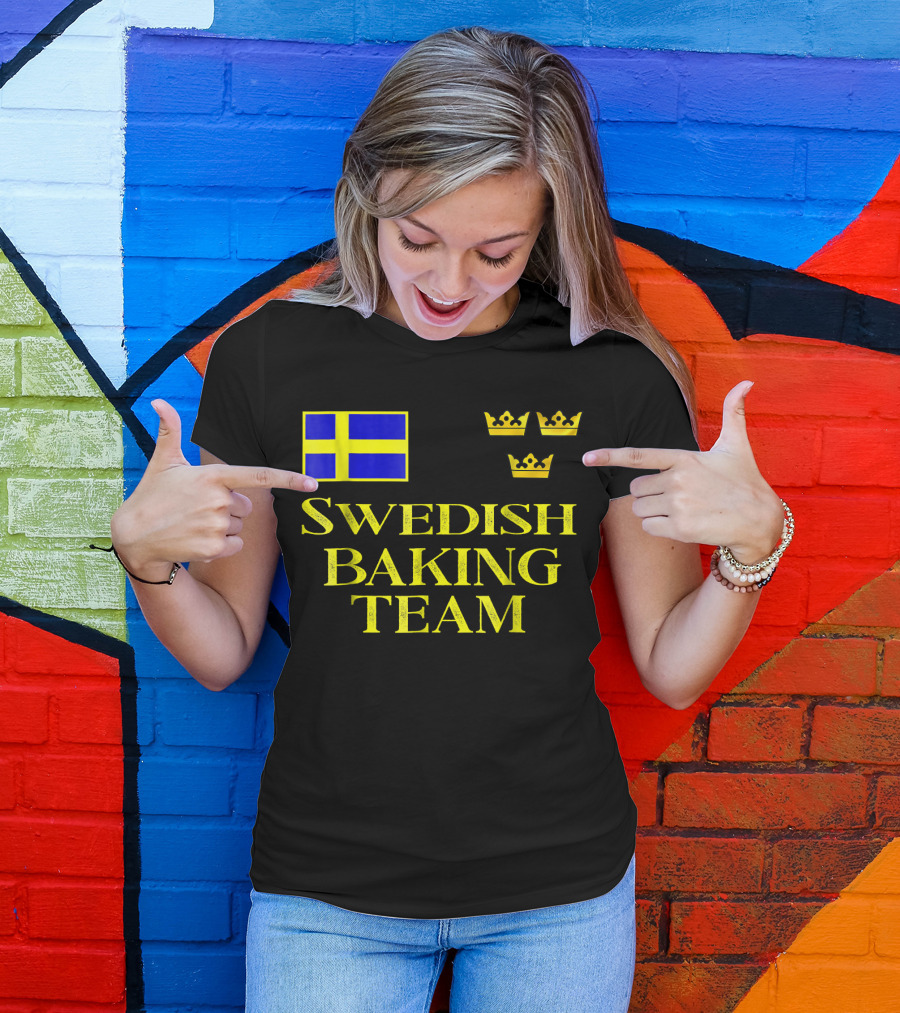 Swedish Baking Team Christmas Cookies Swedish Flag And Three Crowns T-Shirt