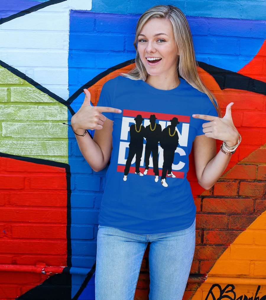 Run DMC Classic Silhouette With Gold Chains And Red Stripes T-Shirt