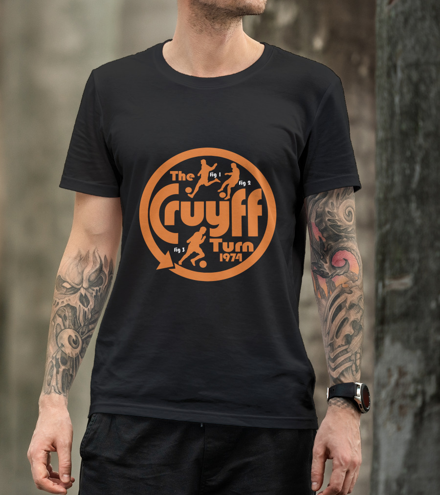 The Cruyff Turn 1974 Football Silhouette Circle T-Shirt