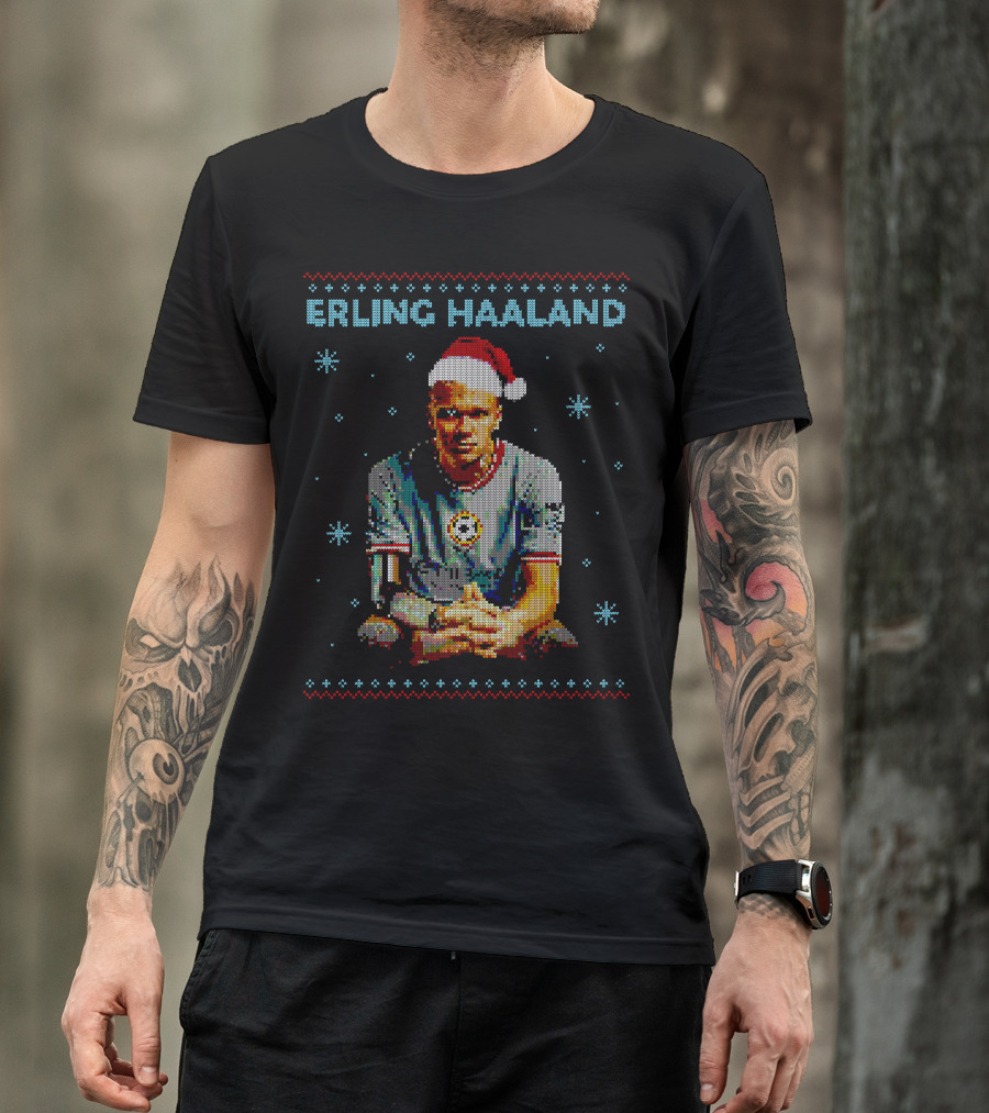 ERLING HAALAND Christmas Pixel Art With Santa Hat T-Shirt