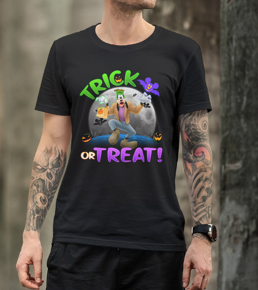 Trick Or Treat Goofy Halloween Moon Bat Pumpkin T-Shirt