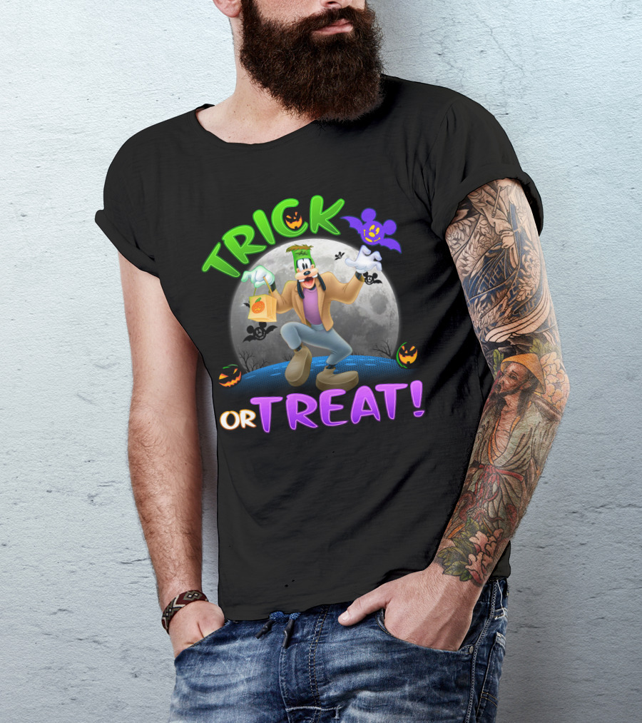 Trick Or Treat Goofy Halloween Moon Bat Pumpkin T-Shirt