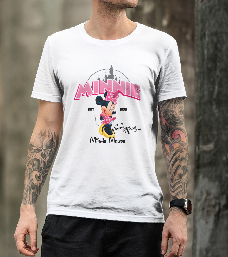 Minnie Mouse Est 1928 Disney Castle Background Xoxo T-Shirt