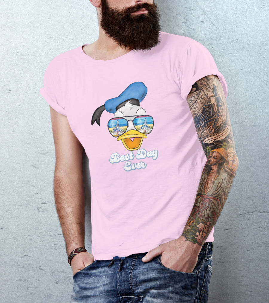 Donald Duck Best Day Ever Sunglasses And Castle T-Shirt
