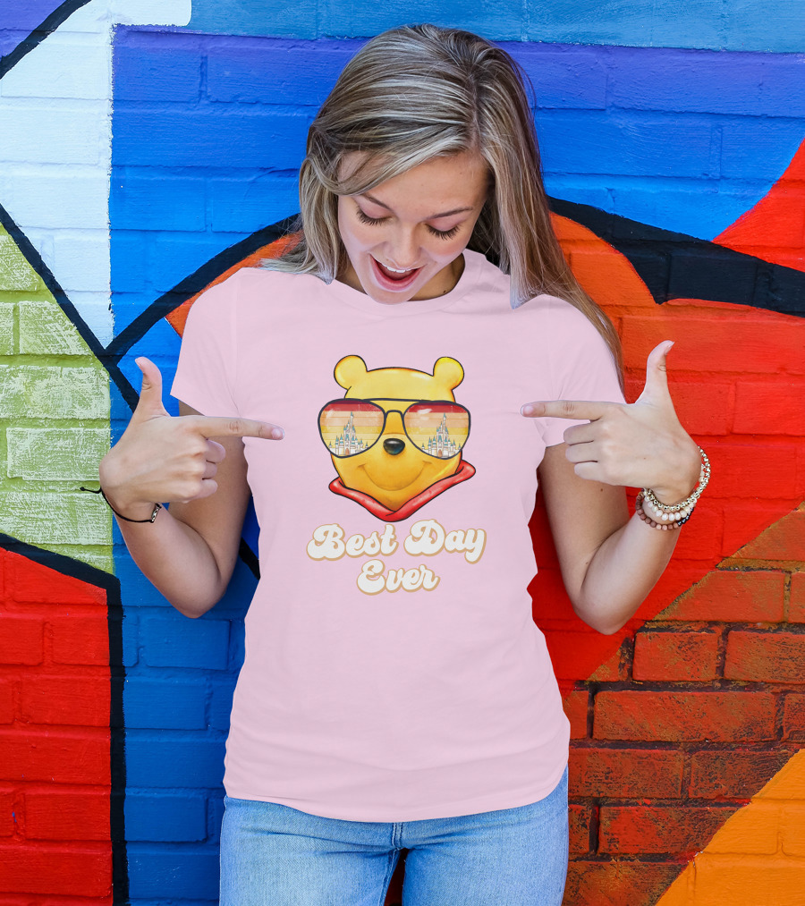 Best Day Ever Pooh Sunglasses Castle T-Shirt