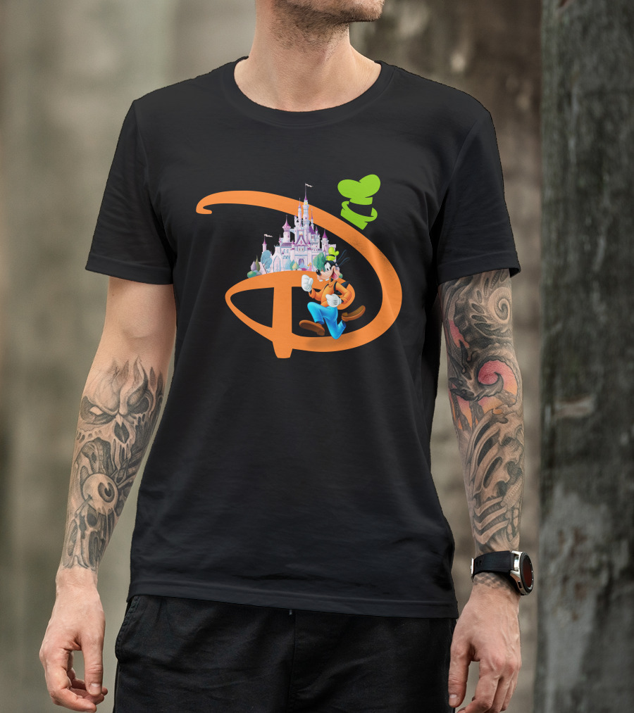 Disney Goofy Castle Icon With Green Hat Motif T-Shirt