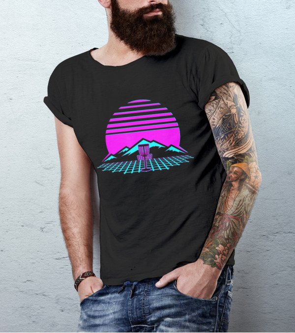Disc Golf Neon Sunset Grid 80s Style Vintage Frisbee T-Shirt