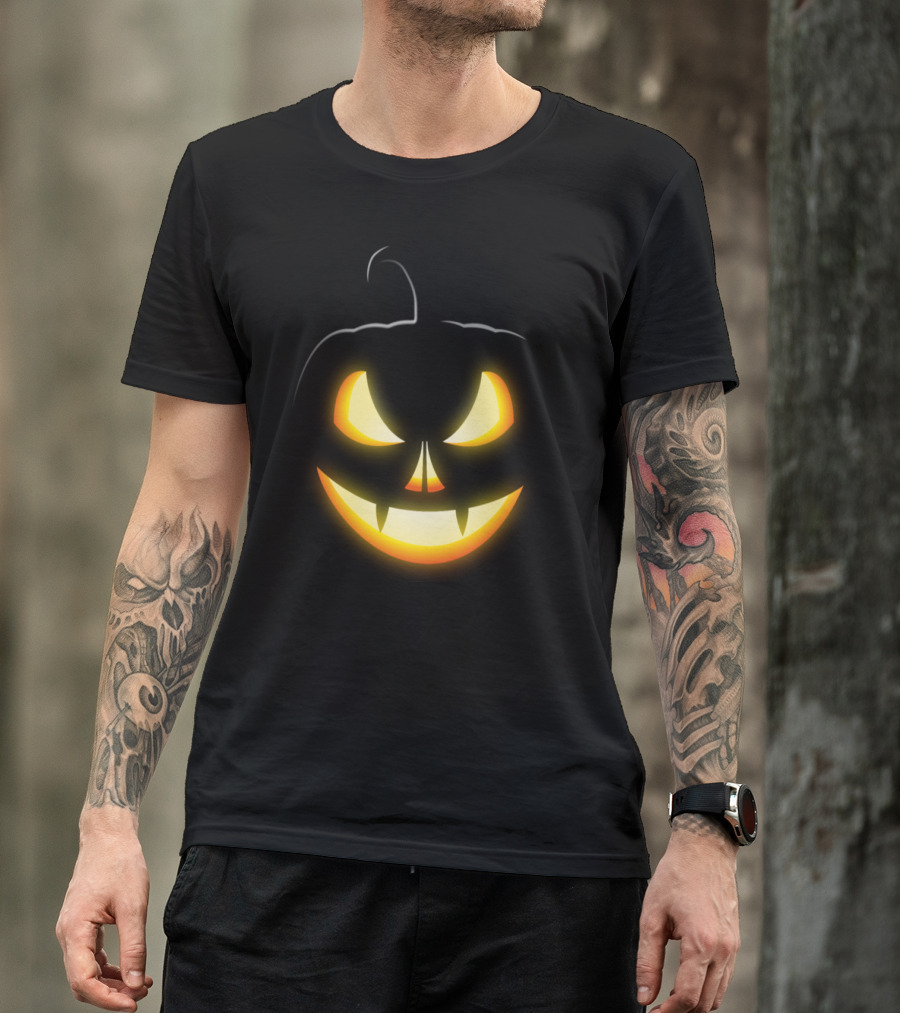 Black Pumpkin Skull Vampire Halloween Night Glowing Jack-O'-Lantern Face T-Shirt