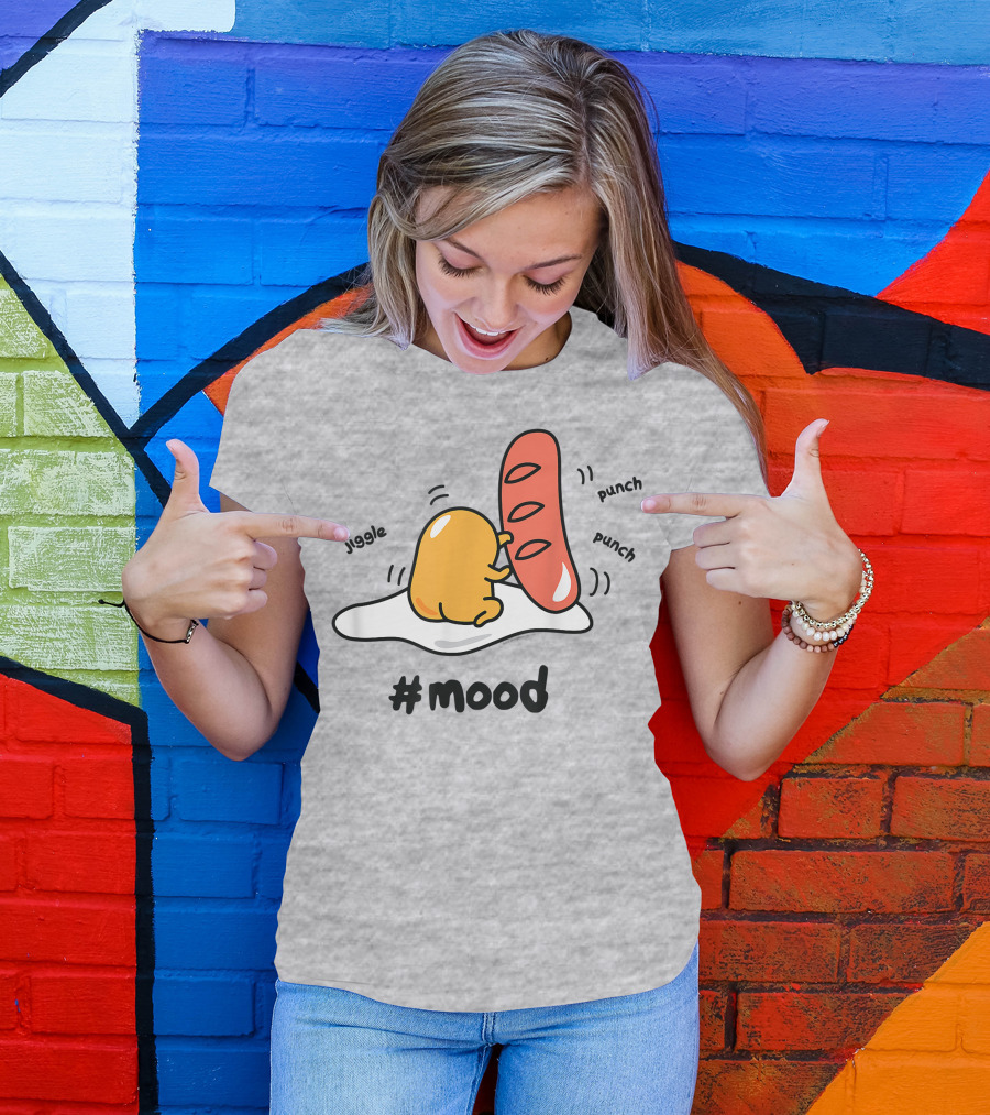 Gudetama Jiggle Punch Punch Hot Dog #Mood T-Shirt