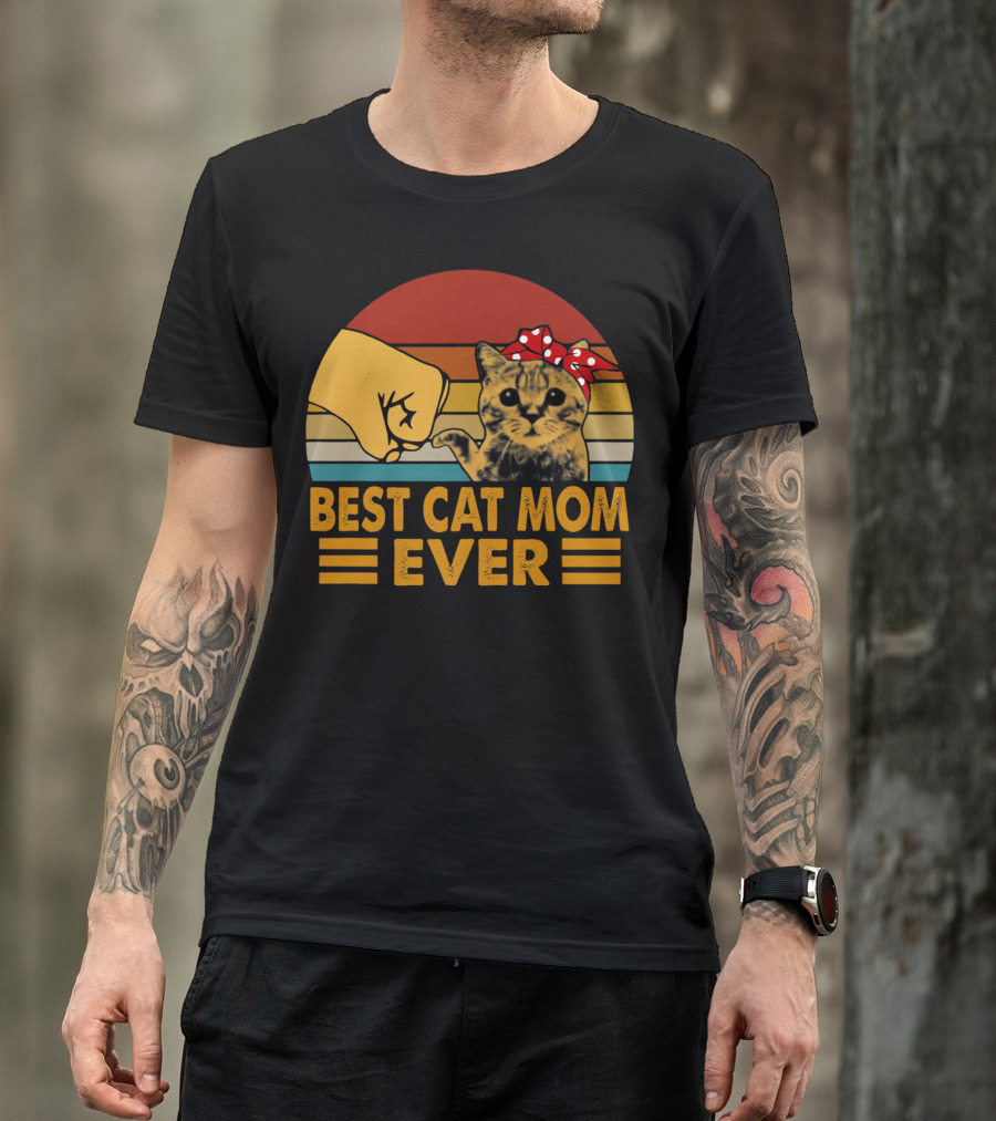 Best Cat Mom Ever Vintage Fist Bump With Cat Bow Stripes T-Shirt