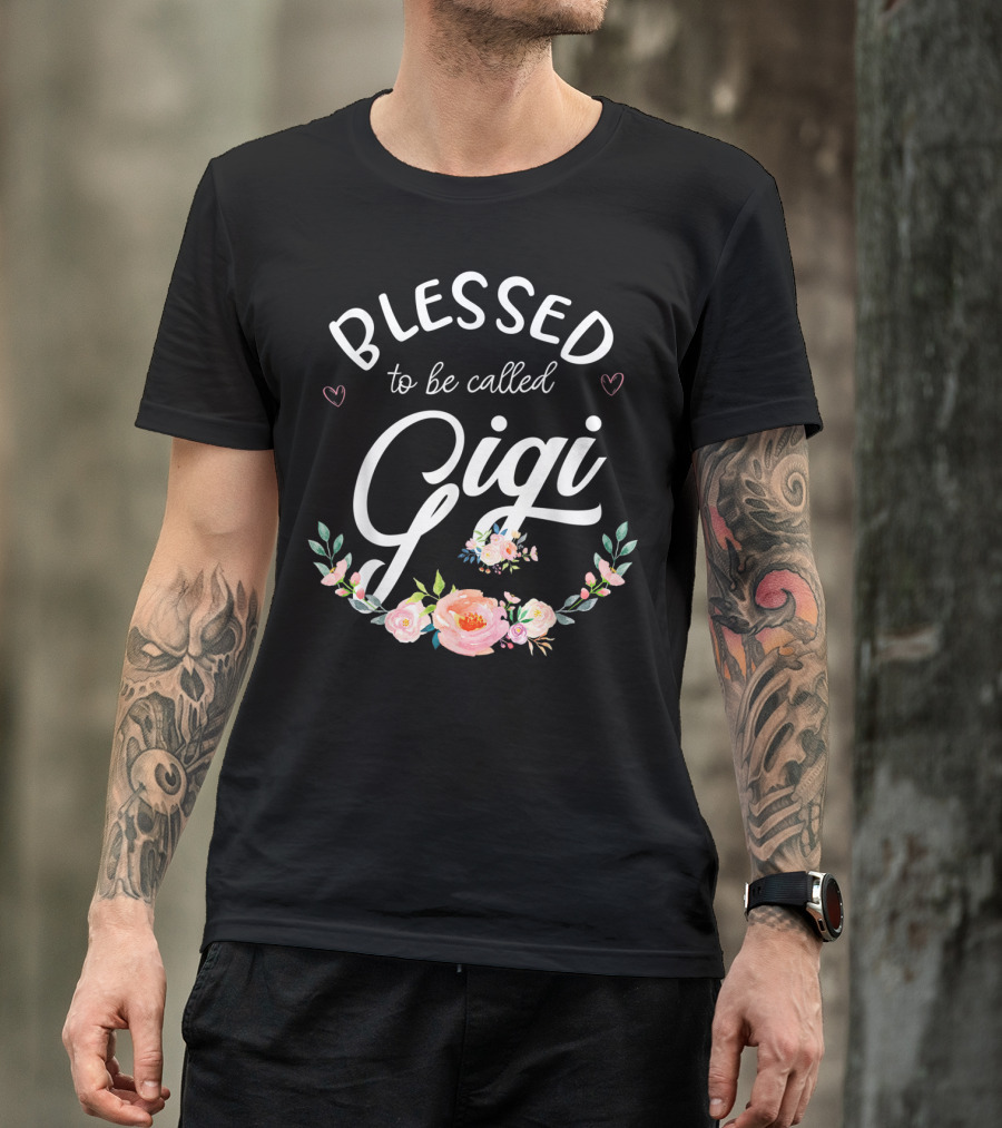 Blessed To Be Called Gigi Floral Grandma T-Shirt