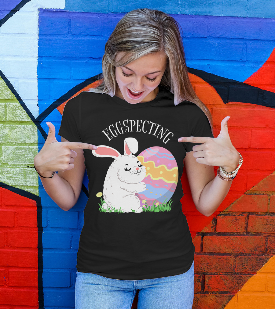 Eggspecting Easter Bunny Hugging Colorful Egg Pregnancy Announcement T-Shirt