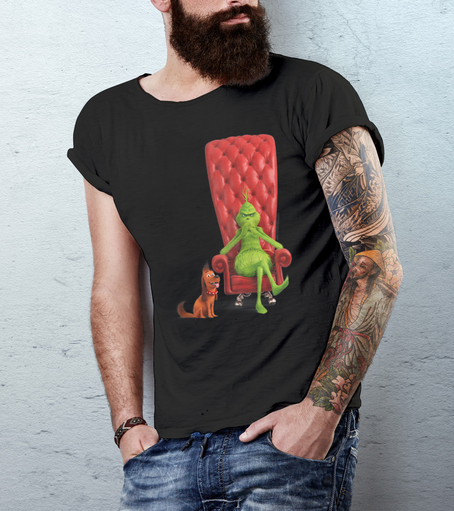 Dr Seuss The Grinch And Max On Red Tufted Chair T-Shirt