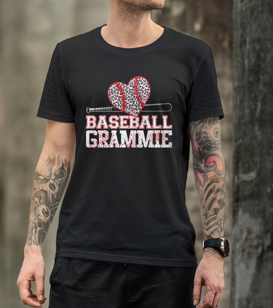 Baseball Grammie Leopard Heart Softball Player T-Shirt