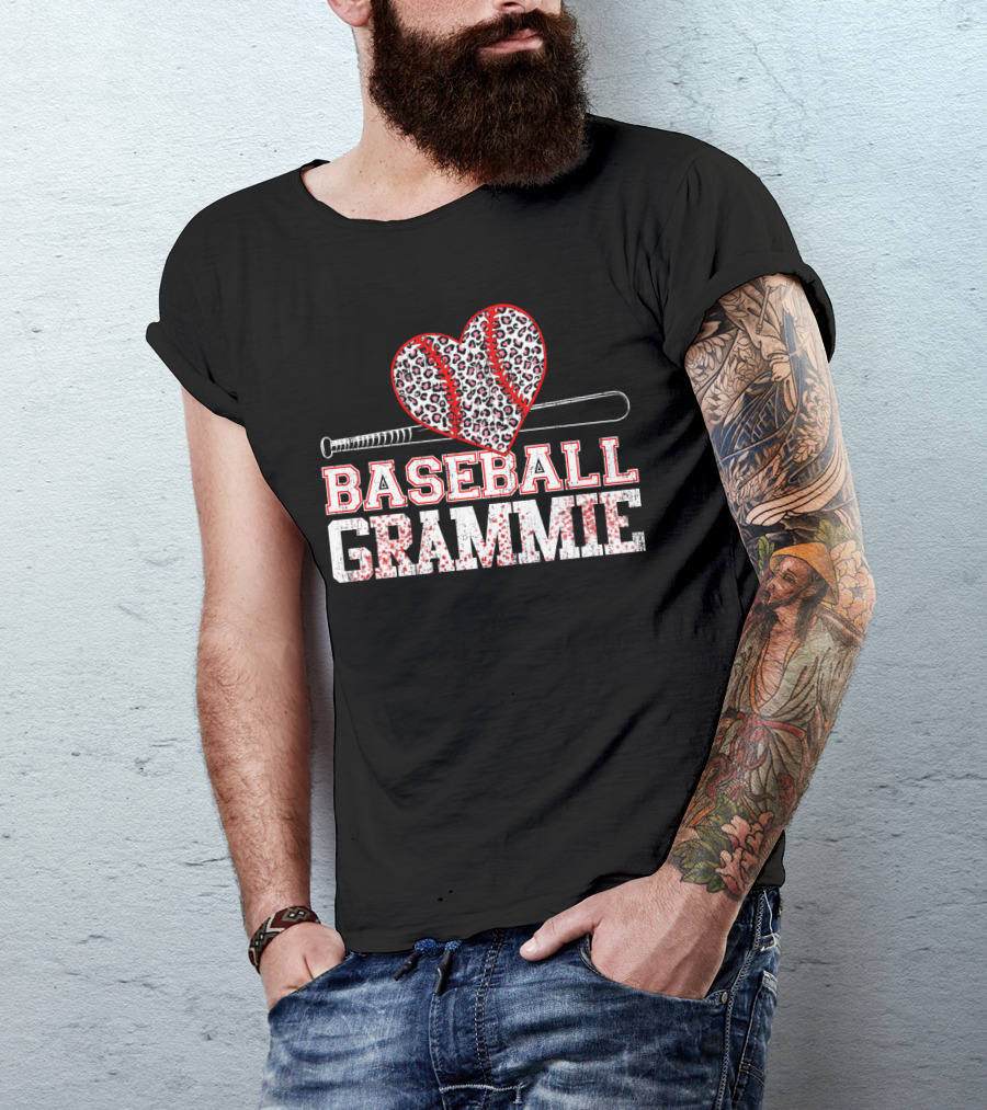 Baseball Grammie Leopard Heart Softball Player T-Shirt