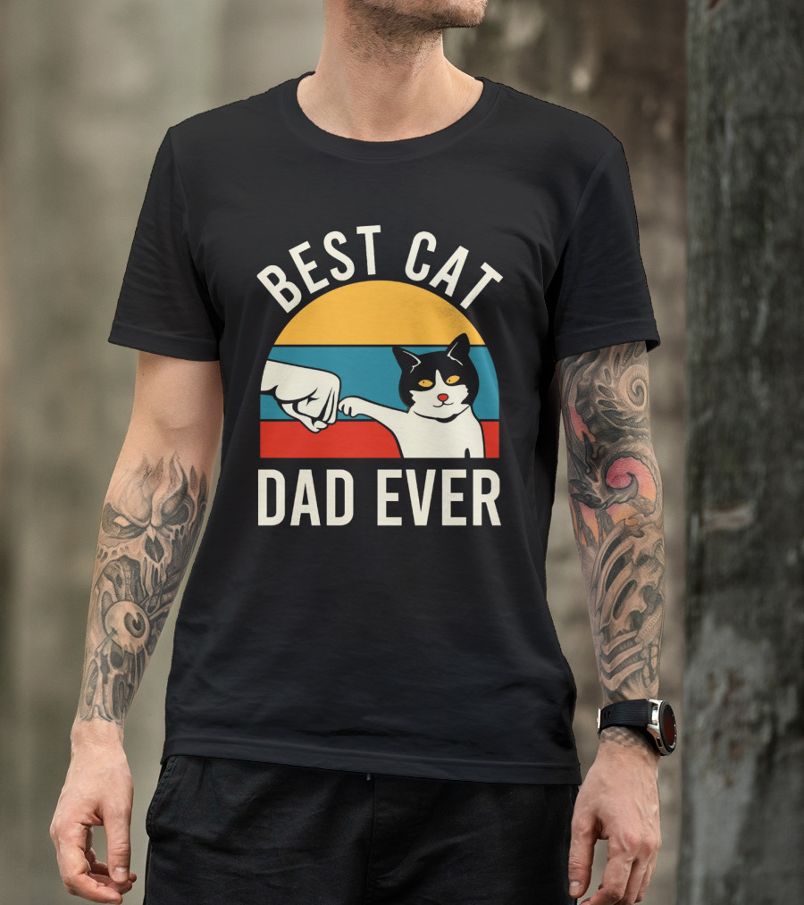 Best Cat Dad Ever Vintage Retro Cat Fist Bump Sunburst T-Shirt