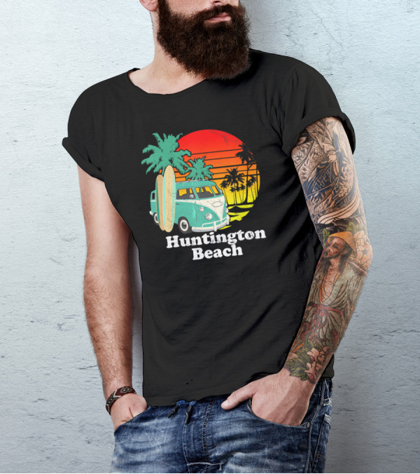 Huntington Beach Retro California Sunset Surf Van With Palm Trees T-Shirt