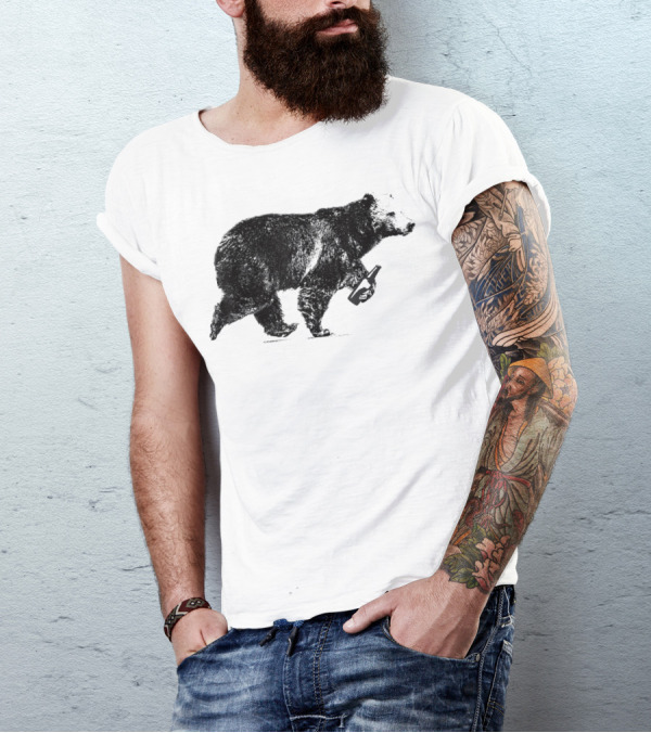 Bear Beer Funny Craft Beer Drinking Beer Bear With Beer Bottle T-Shirt