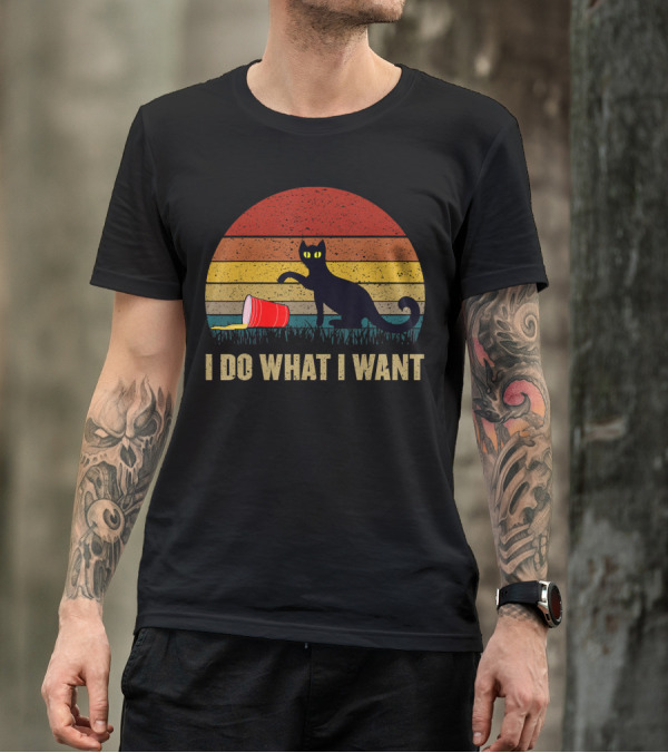 Vintage Cat I Do What I Want Retro Black Cat With Red Cup T-Shirt