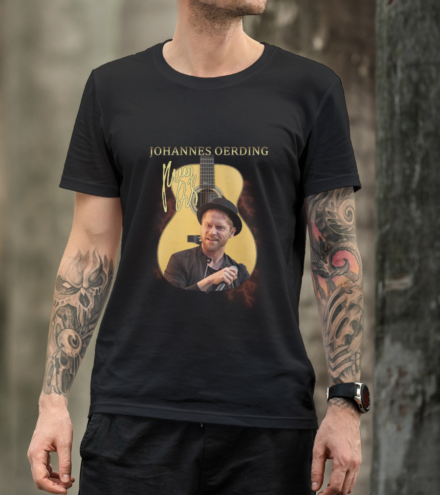 Johannes Oerding Signature Guitar With Lightning And Performance T-Shirt