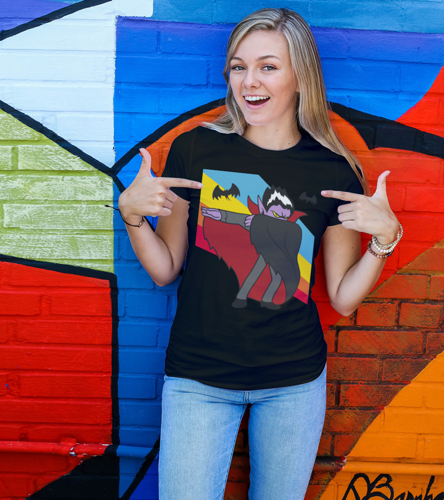 Retro Vintage Dabbing Vampire Halloween Monster With Bat T-Shirt